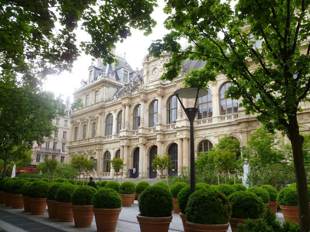 Le Cordeliers Presqu'Ile Lião Exterior foto