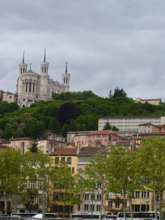 Le Cordeliers Presqu'Ile Lião Exterior foto